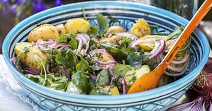 Potatissallad med senapsvinägrett