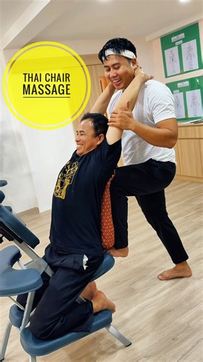 Thai Chair Massage for Therapists ⤵️ 🟡 A practical Thai massage course designed for working therapists. No floor work. No setup. Just effective techniques you can use immediately. 🟡 Focus on ergonomics, safe pressure, and therapeutic applications for neck, shoulders, back, and hips. Ideal for clinics, rehab settings, and mobile work. 🟡 Learn how to deliver real results in a short time, without overloading your own body. 👉 Next course dates in 2026: February 14–15 March 21–22 April 25–26 May 