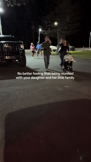 When your heart lives across the country 🥺 #family #gratefulheart #reallifemoments #hugyourpeople