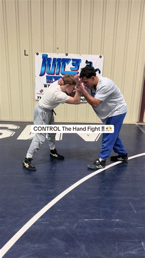 Mastering Wrist Control in Wrestling Techniques