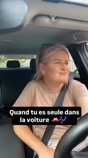 2.8K views · 7.5K reactions | Quand tu es seule dans la voiture  #Voiture #Solitude #Musique #liberté #foryou #funny #humor #fyp #humour #viral | Humour à la Crunch Officiel | Facebook