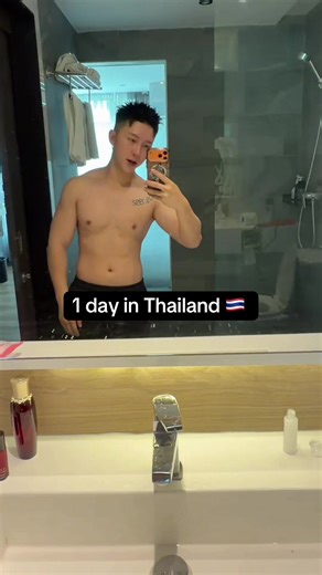 Exploring Bangkok: My First Day in Thailand