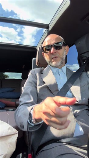 Jet Transportation Dominican Republic ✈️ Safe & comfortable transportation 🏨 Airport transfers 🌴 Excursions across the Dominican Republic 🚗 Vehicles at your disposal 🎉 Transportation for any event 📲 WhatsApp: 1 809-286-1111 📸 Instagram: @jettransporte 🌐 www.jettransporterd.com #experience #transporte #vacation #transport #transportation