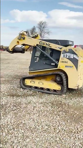 2016 GEHL RT210 For Sale