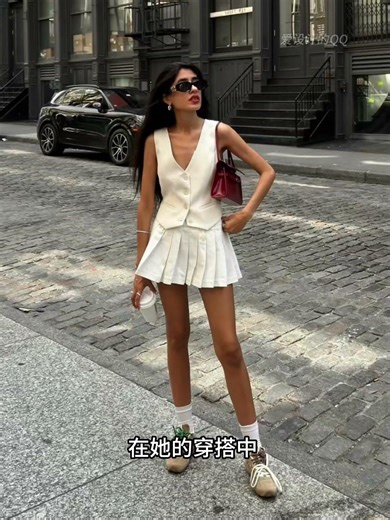 HELLO everyone, I'm QQ, a design enthusiast! Let me introduce you to Narrinanatasha, a fashion bl...