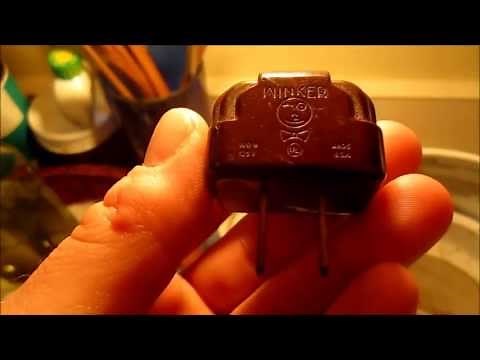 (#0069) Winker - Vintage Light Bulb Flasher