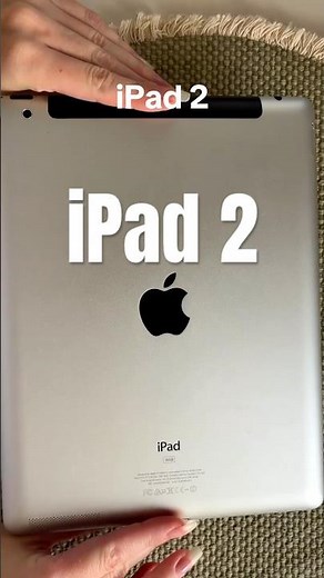 The iPad 2 was the first tablet to feature both a front and rear camera🍏 #ipad2 #ipad #applehistory