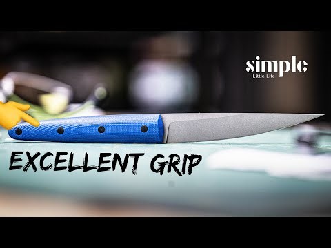 Adding texture to a knife handle