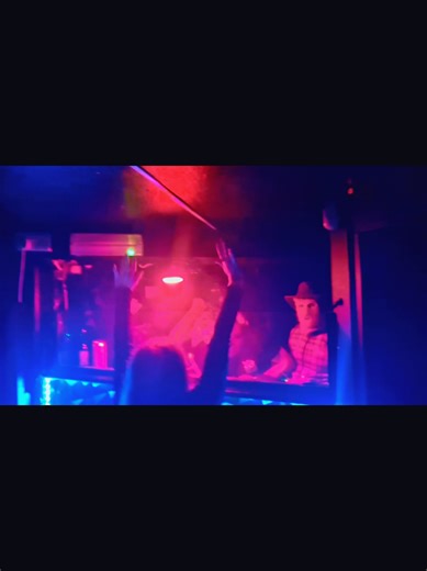 Experience Unique Underground Rave Culture in Glasgow