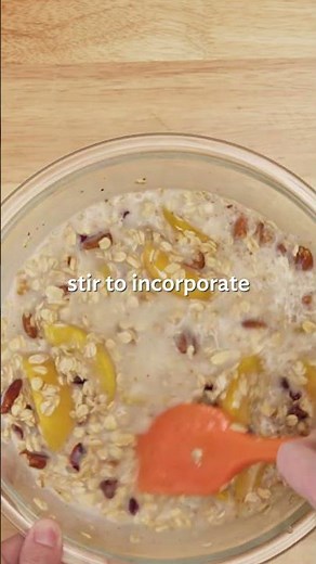 Easy Overnight Oats with Peaches