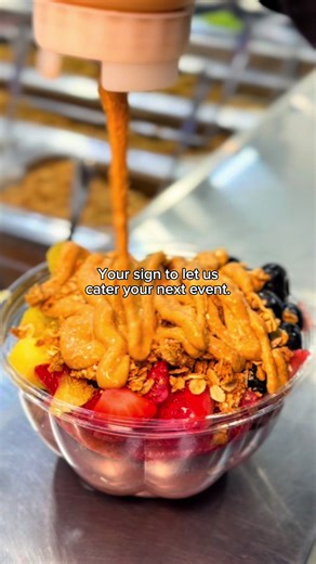 Your event 🤝Fruit Stand catering Bring The Fruit Stand to your next event.🙌 Fruit stand catering is customizable and perfect for any occasion😍 ✨Party trays ✨Build your own bar ✨Grab and go bowls Oder through the “Custom Event Orders” tab on our website and we’ll handle the rest🍓