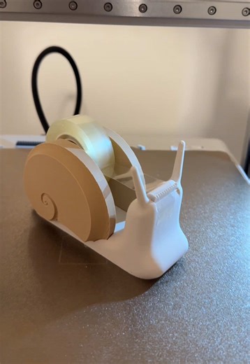 Here is my art work 🐌😆 #3dprinting #3dproject #bambulab #bambulaba1 #crafty