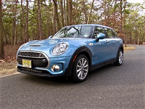 MINI Clubman Cooper S ALL4 is actually a pretty good road-trip car