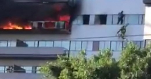 8 injured in Los Angeles high-rise fire