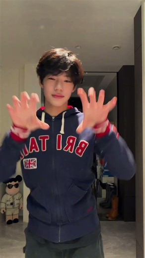 The choice is now 4 to 1! #dance #friendship