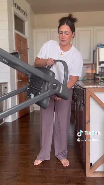 Adjustable Kitchen Helper for Toddlers: Mom & Toddler Win!