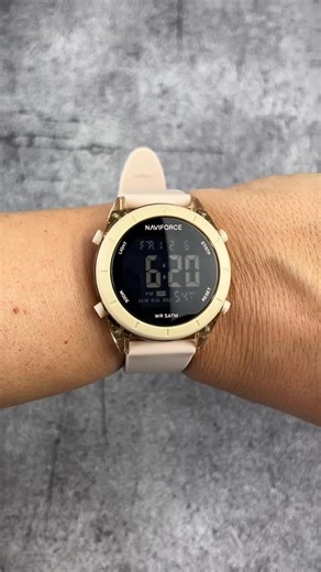 Panas Venezuela By Cfh.vzla on Instagram: "Espectacular reloj Naviforced, versátil y funcional, con fecha, hora, luz, cronómetro y es sumergible al 💦 Disponible en 4 colores. Precio: $45 a BCV Visítanos en: Caracas: CC. Merpoeste, PB, Pasillo Loro, Local 178. Detrás del Sambil de Chacao. De lunes a sábado de 10:00 am a 6:00 pm. Valencia: CC. Sambil, Nivel Feria, 3RA Base, Frente a la tienda Hero. De lunes a domingo de 10:00 am a 10:00 pm. Maracay: CC. Las Américas, nivel feria, Local P1-75, fre