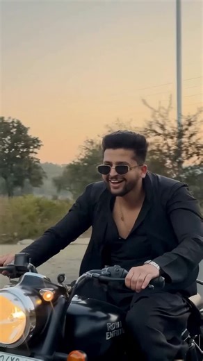 Rajat Pawar on Instagram: "😎"