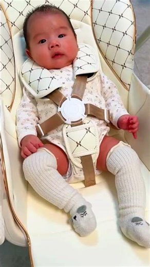 Best Newborn Swaddle & Sleeping Pod 👶💖#CozyBaby #SwaddleBlanket #NurseryMustHaves #MomLife