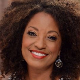 Rene Syler | Speaking Fee | Booking Agent