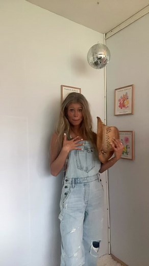 in the st0refront 🤠🤠🤠🤠 #amazonfinds #amazonfashion #coastalcowgirl #cowboyhat