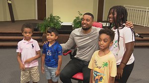 Reading with Robert: 7News visits National Christian Academy students in Maryland