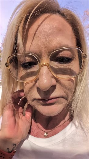 Bodybuilding is so glamorous! #foryoupage #ontheroad#peakweek #mood