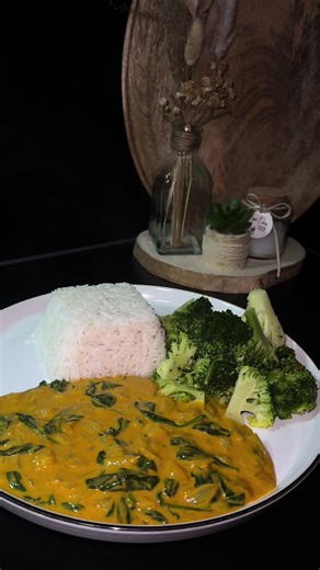 Delicious Creamy Spinach Rice Recipe