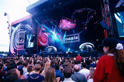 Which Oasis Member Has the Highest Net Worth?