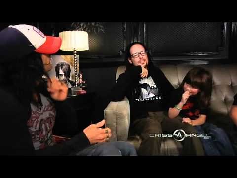Criss Talks With KoRn's Jonathan Davis Backstage (FULL INTERVIEW)