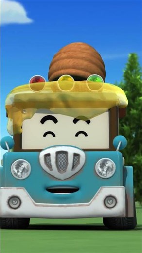 Bees Are Following Me! #robocarpoli #shorts