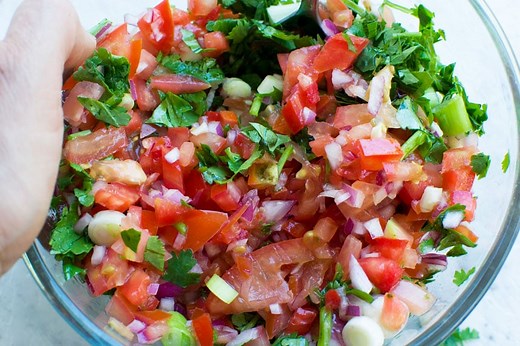 10 minute tomato salsa