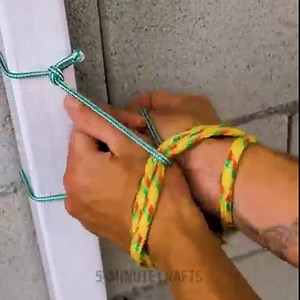 Useful hacks for any emergency situation