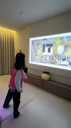 Kinect Games The visuals shift with every movement #kinect #interactive #creative