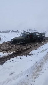 Incredible off-road passability of the Soviet truck ZIL-157 | Machinery Magazine