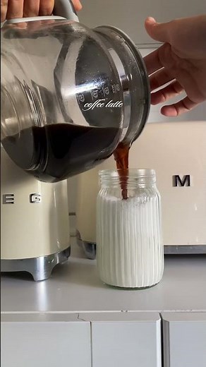 ASMR Cozy Coffee Morning ☕💭 | Soft Girl Vibes & Slow Morning Routine 🌷✨ #cozycoffee #slowmorning