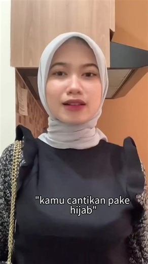 Hijab Transformation Trend: From Covered to Uncovered