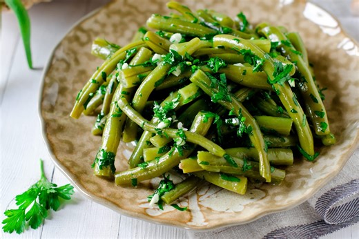 Ni vapeur, ni sautés à l'ail : les haricots verts sont tout de suite meilleurs quand on les prépare comme Laurent Mariotte