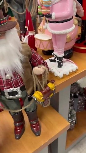 TJ Maxx Christmas 2025 🎄 NEW Holiday Finds! (12/4/25)