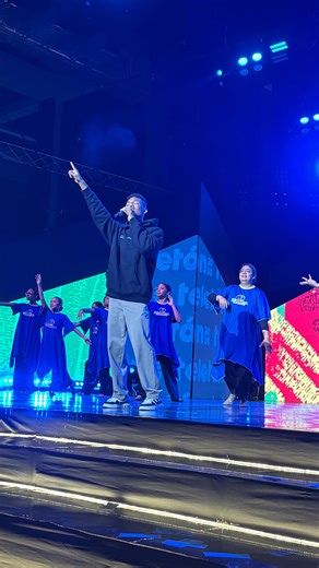 Tanda Cristiana | Teletón 2030 on Instagram: "Toda adoración para Dios por @emanueldeliser.c ✝️✨"