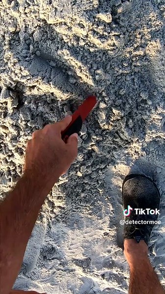 Discovering Unusual Finds While Metal Detecting at the Beach