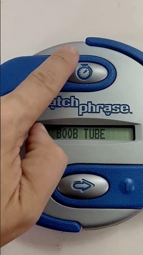 Vintage 2000 Catch Phrase Handheld Party Game 41461