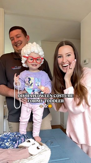 This was such a fun and easy DIY halloween costume for my toddler last year! Highly recommend turning your baby or little walker into a grandma for Halloween!👵🏼👻🎃 I truly don’t know how we’re going to top it this year! #toddlerhalloweencostume #diyhalloweencostume #DIY #toddlercostume #babyhalloweencostume #funnybabycostume #grandmacostume #handmadehalloween #toddlermom #momlife #craftymomma | Natalie Powell