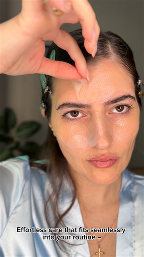 Pilpani Mariami • Digital creator • UGC creator on Instagram: "✨ Abib Collagen Eye Patch – Jericho Rose Jelly ✨ I’ve tried many eye patches before… and honestly, most of them slide off, won’t stay in place, and do almost nothing. But THIS one? A total game changer. 🤍 The jelly texture grips perfectly — no slipping, no sliding, no constant adjusting. 🤍 Instantly brightens my under-eyes and leaves my skin looking fresh and glowy. 🤍 Deep hydration that lasts all day, not just while it’s on. Whil