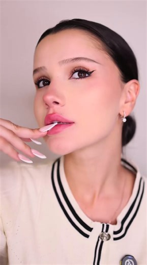 Transform your hair design with realistic hair strokes tutorial