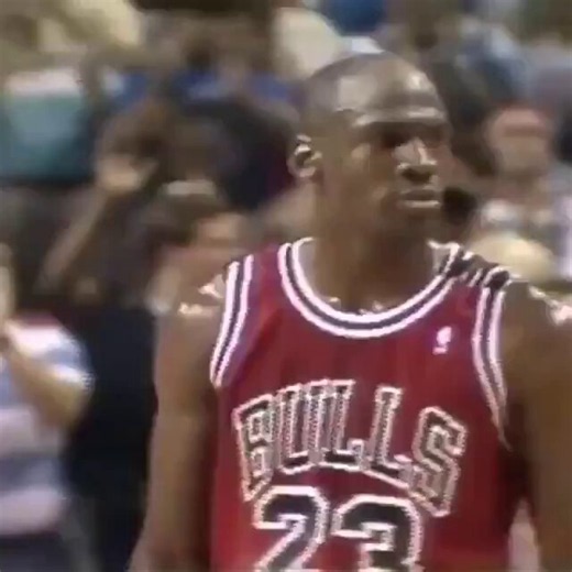 37 years ago today, Phil Jackson and Michael Jordan were both wearing matching Air Jordan “Bred” 4’s during a 1989 playoff game 🔥📈