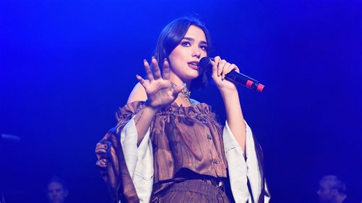 10 Best Dua Lipa Songs of All Time - Singersroom.com