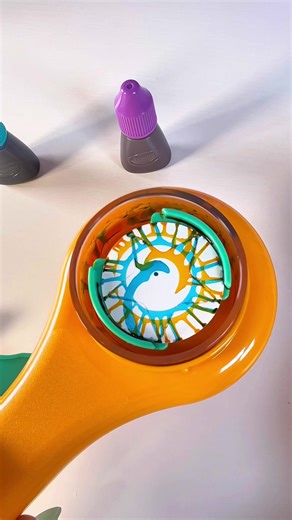 Crea arte con el Crayola Art Sticker Maker