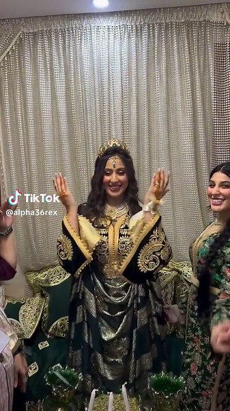 Vidéos de Wolf Rex 🐺👑 (@alpha36rex) avec son original - Wolf Rex 🐺👑