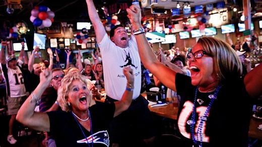 12 Naples restaurants and sports bars to watch Super Bowl LX